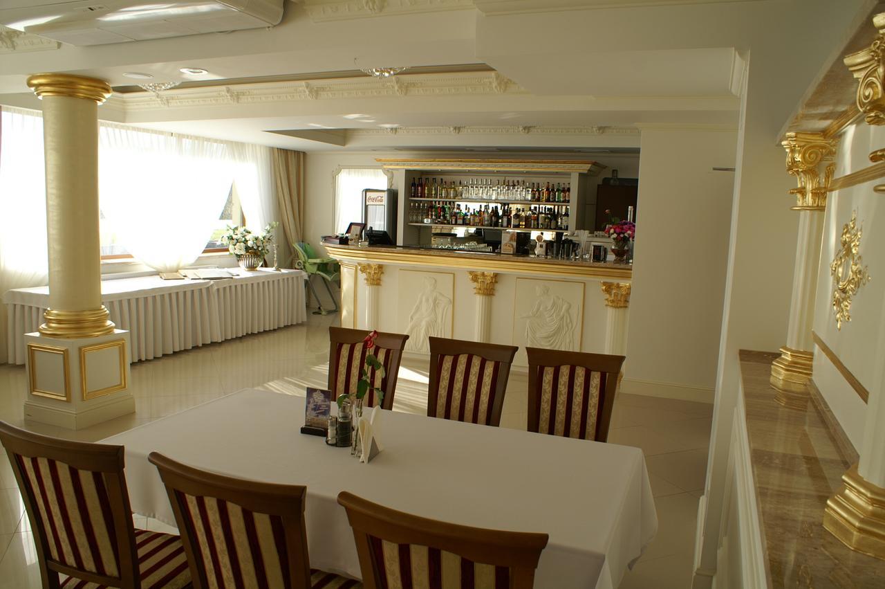 Hotel President Kock Luaran gambar