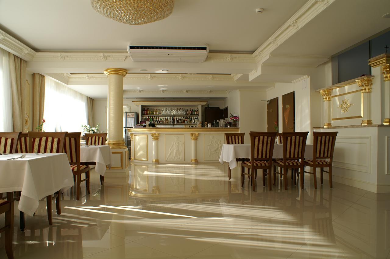 Hotel President Kock Luaran gambar